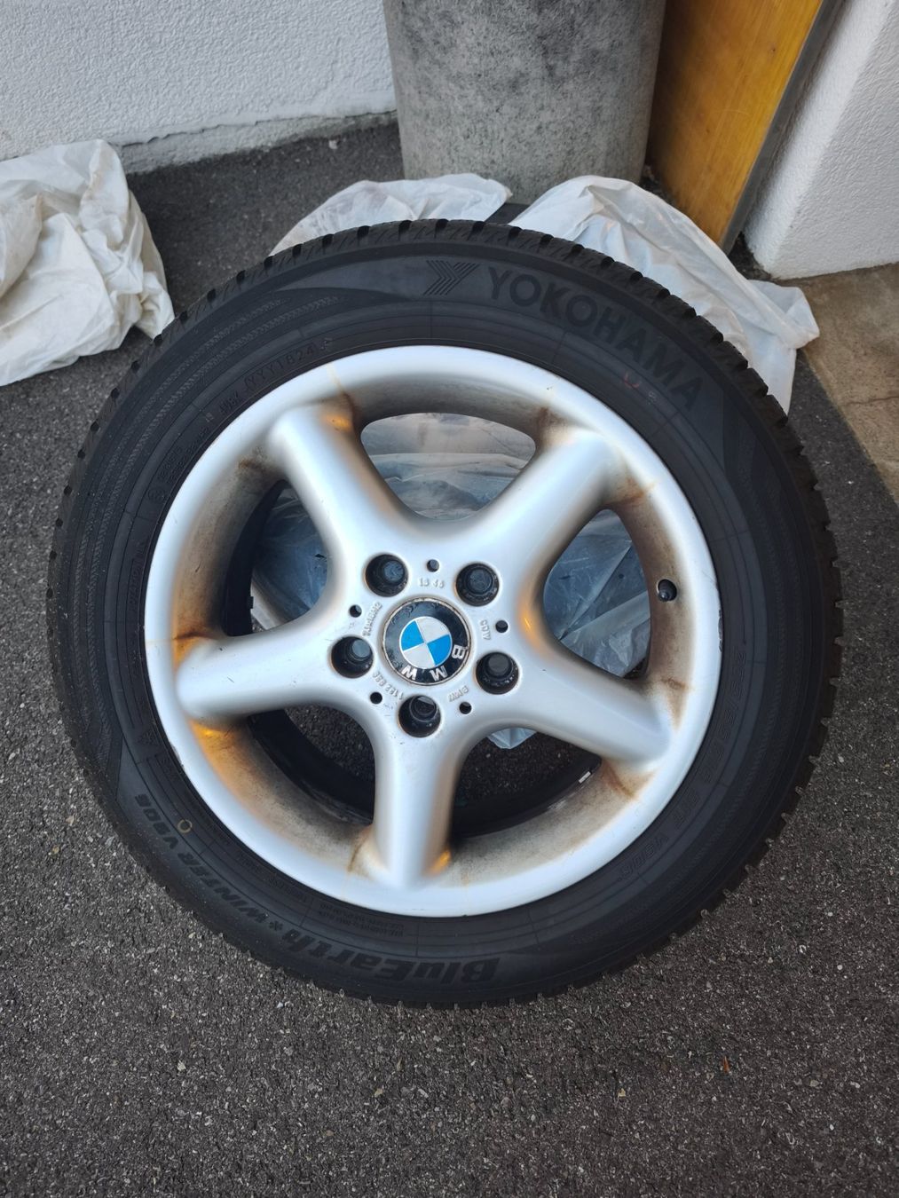 BMW Automobili: BMW e46 320d Automat – Usato da Hinwil venduto da Legion88 8
