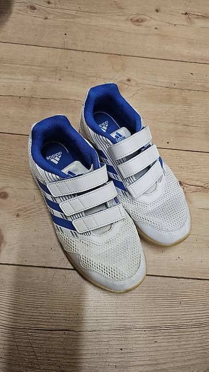 Scarpe per ragazzi: Sneaker Adidas Kinder Gr. 35 – Usato da Baden venduto da Gwaihir35 2
