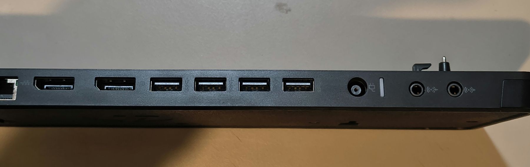 Hewlett Packard Docking station: H-P UltraSlim Docking Station 2013 – Usato da Uznach venduto da igreub 2