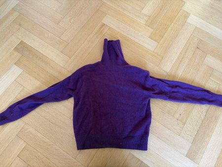 Violetter Uniqlo-Pullover aus Merinowolle, Größe S