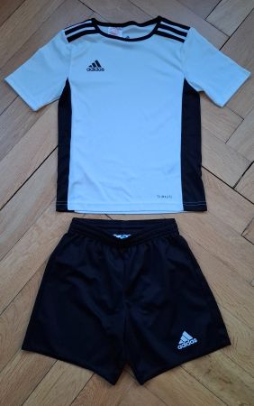 Sportbekleidung