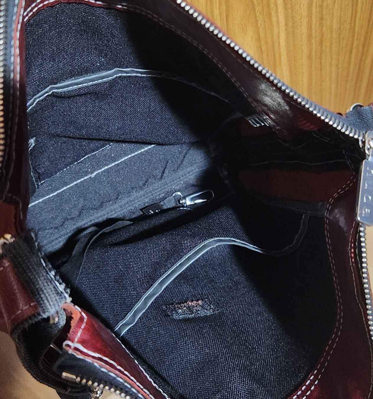 Taschen: Sac en cuir bordeaux marque Nuda  – Gebraucht aus Niedergösgen von Eva2410 9