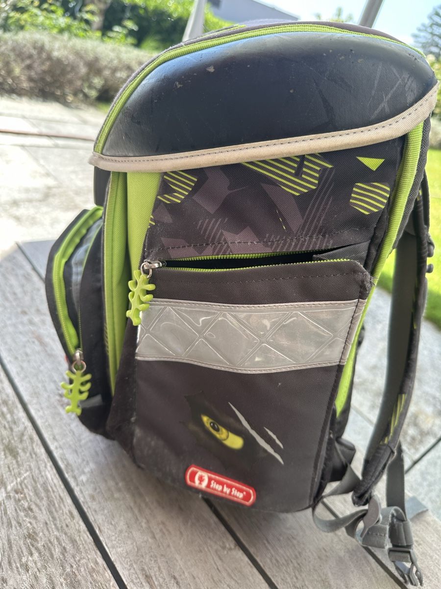 Sacs & sacs à dos: Schulthek – D'occasion à Männedorf par hose20 1