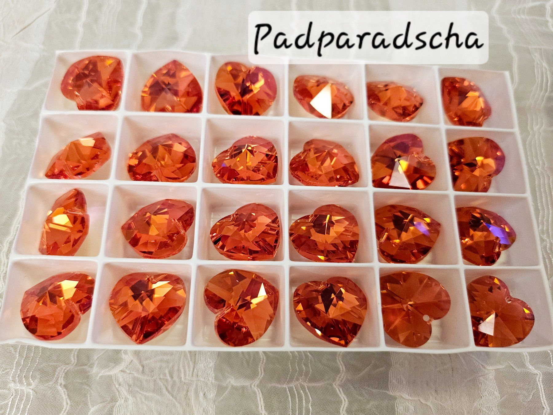 Perlen (unechte): Funkelnde Swarovski Herz Perlen 18.0x17.5mm – Neu und originalverpackt aus Dietikon von Eleda 8