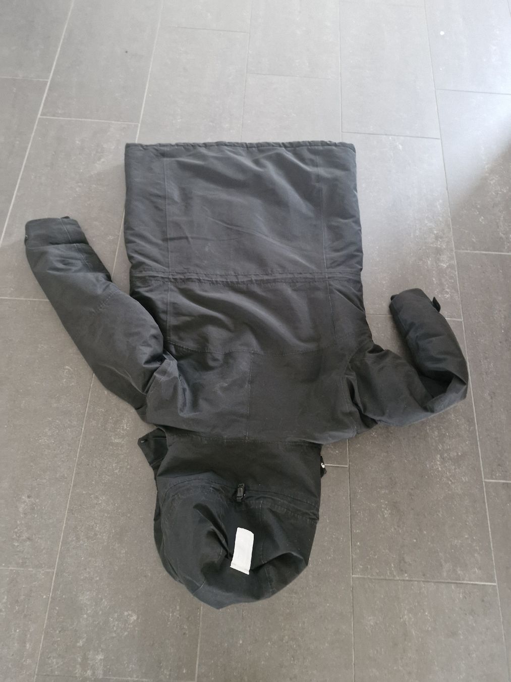Didriksons Cappotti: Didrikson Parka 46 – Usato da Rifferswil venduto da stadelwolf 2