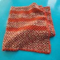 Wolldecke selbst gehäkelt, Babydecke, Rollstuhldecke