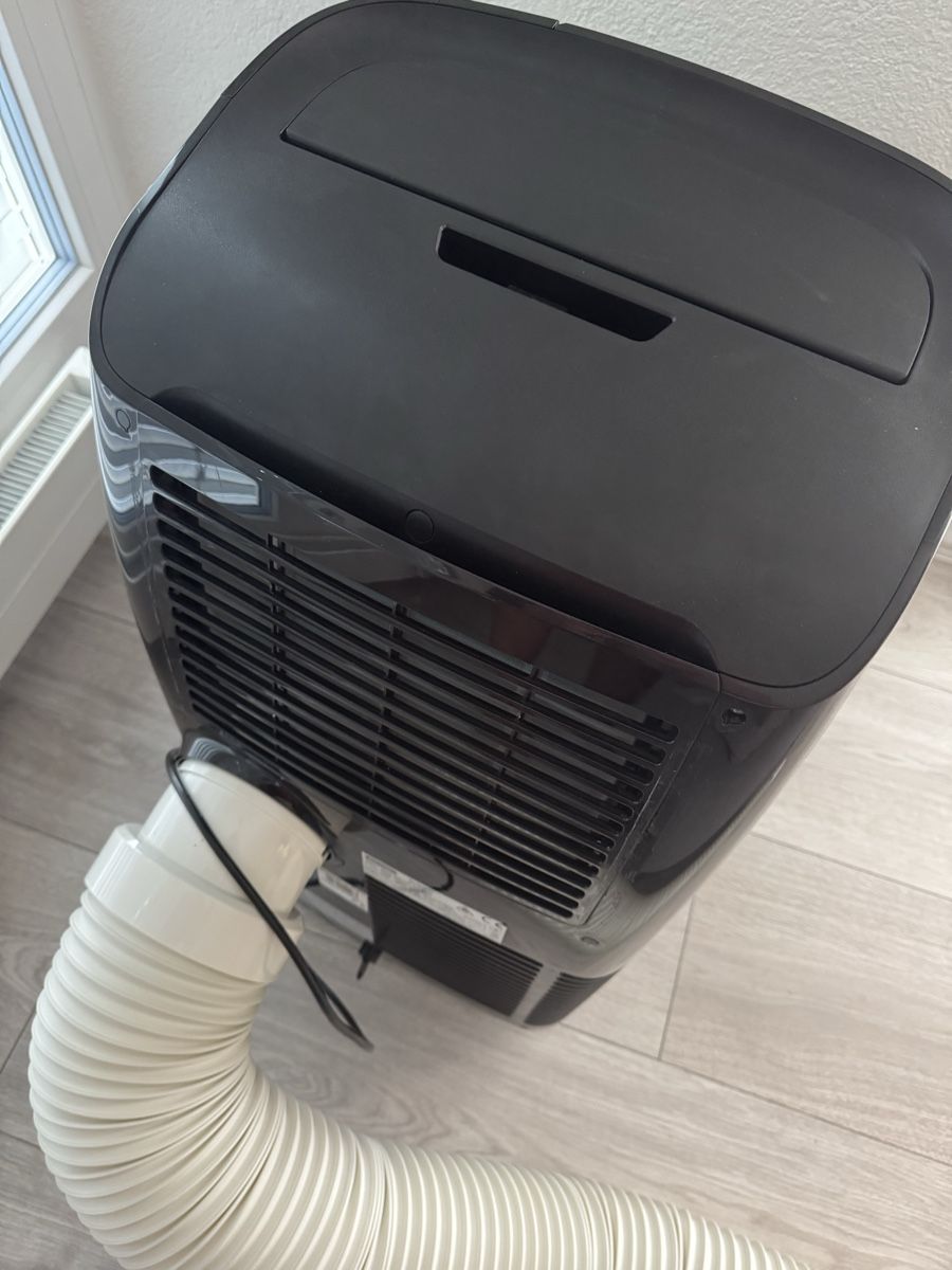De'Longhi Condizionatori: DeLonghi Pinguino PAC EX120 mobile Klimagerät – Usato da Therwil venduto da Wichura 2