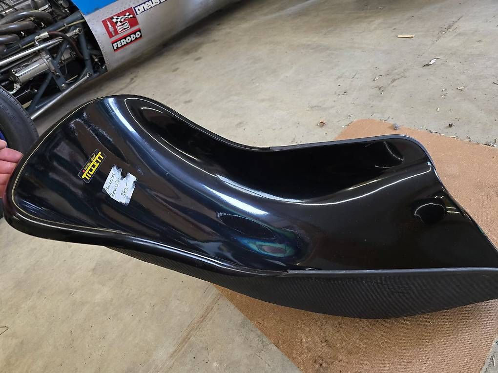 Tutti pezzi di ricambio auto: Tillett Rennsitz Carbon – Usato da Grosswangen venduto da LUNI_Classic_Cars 3