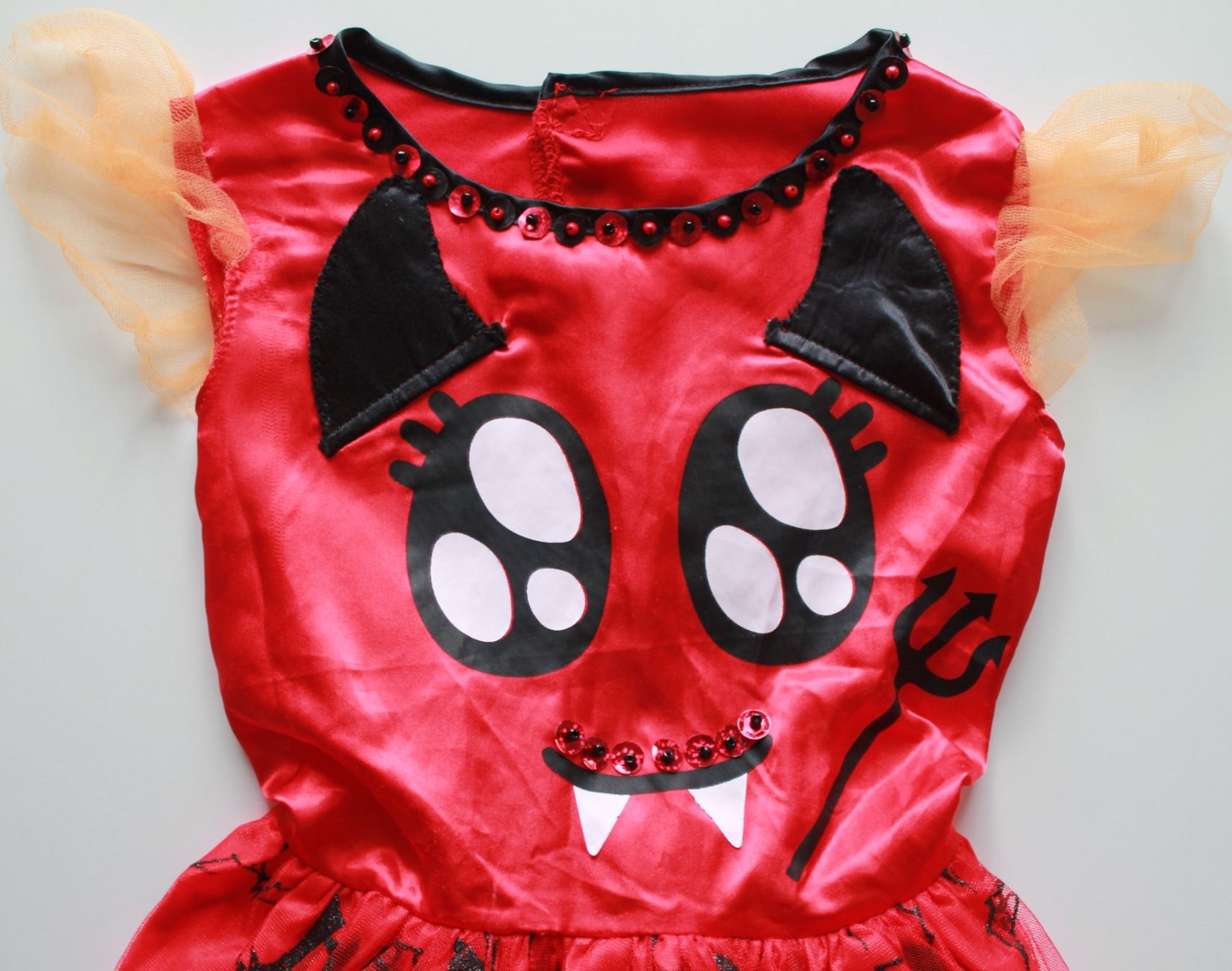 Costumi: Costume diable / Teufel t. 110 – Usato da Peseux venduto da CoolShoping 3