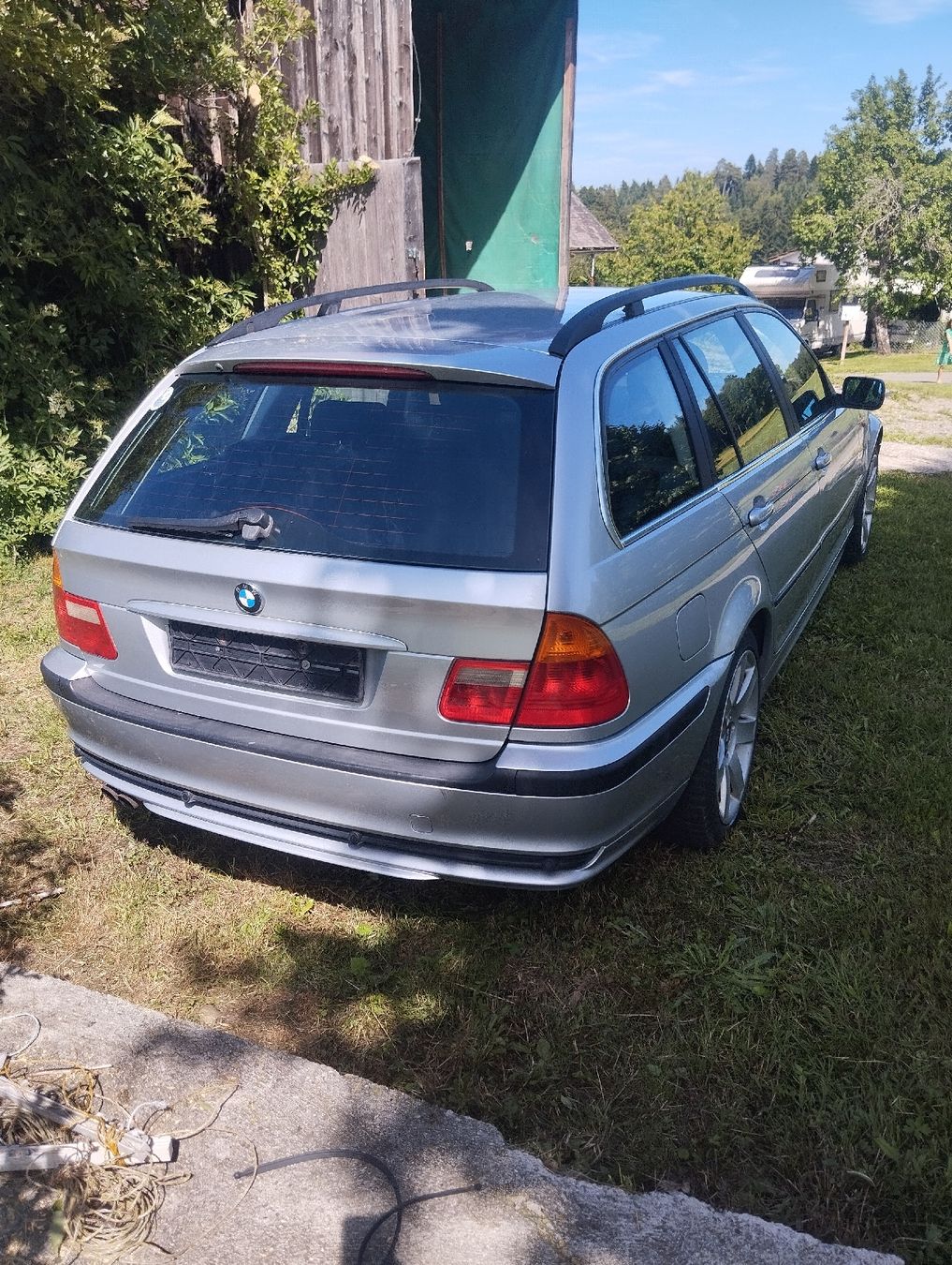 BMW Autos: BMW E46 320i Touring mit MFK – Defekt aus Heitenried von Chris351 1