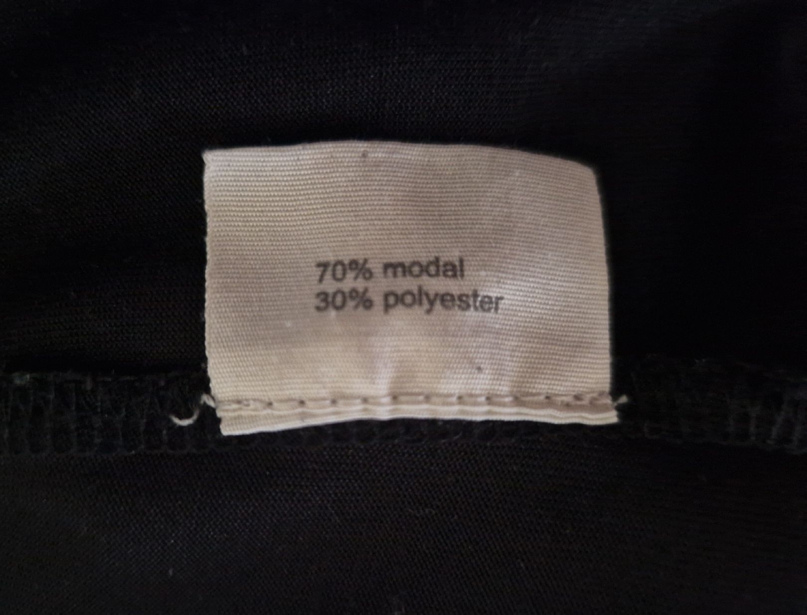 Nile Tops: Nile Top schwarz, Gr. M mit Perlenapplikation  – Gebraucht aus Kloten von somsing 5