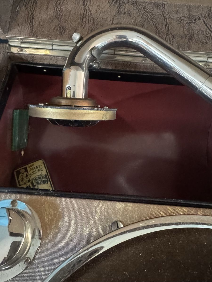 Giradischi: Alte Grammophon  – Usato da Schlieren venduto da Freundlich02 4
