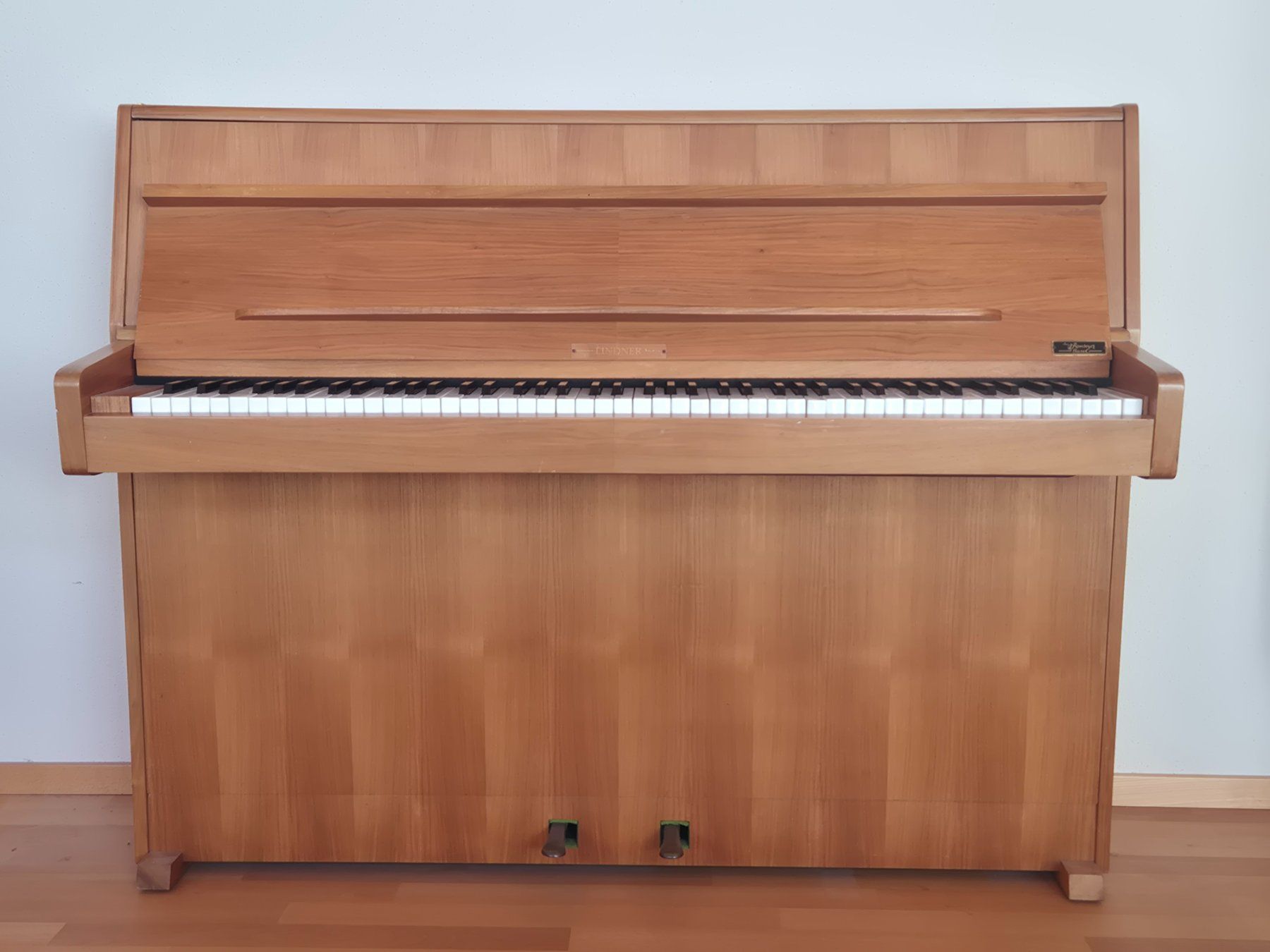 Strumenti musicali: Klavier Lindner – Usato da Langenbruck venduto da zwahlenA 7