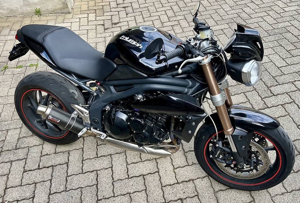 Strada: TRIUMPH SPEED TRIPLE 1050 – Usato da Riggisberg venduto da mracing444 4
