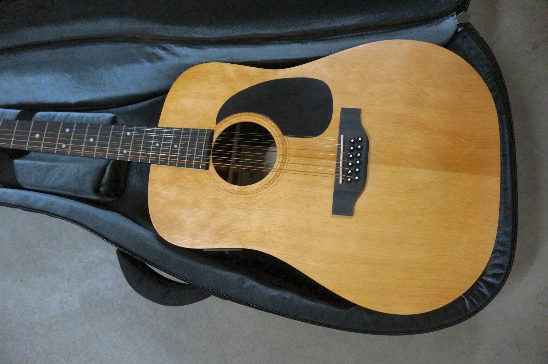 Sigma Strumenti musicali: BEAUTY Sigma Acoustic-Electric Guitar - 12-String!!!!! – Difettoso da Zofingen venduto da Rodeln 2