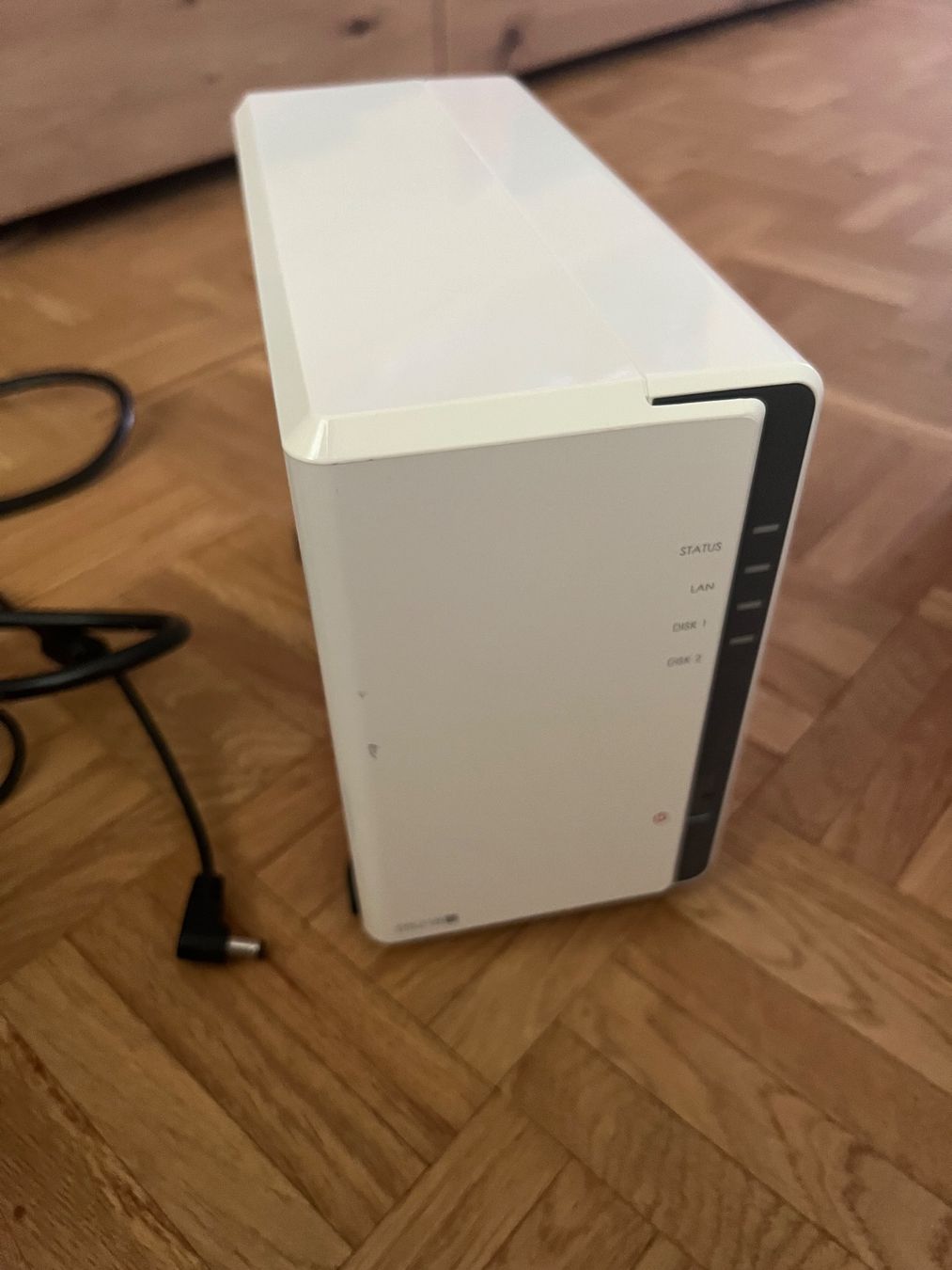 Synology Server: NAS Synology DS218j & 2x2 TB – Gebraucht aus Basel von La.Bonne.affaire 1