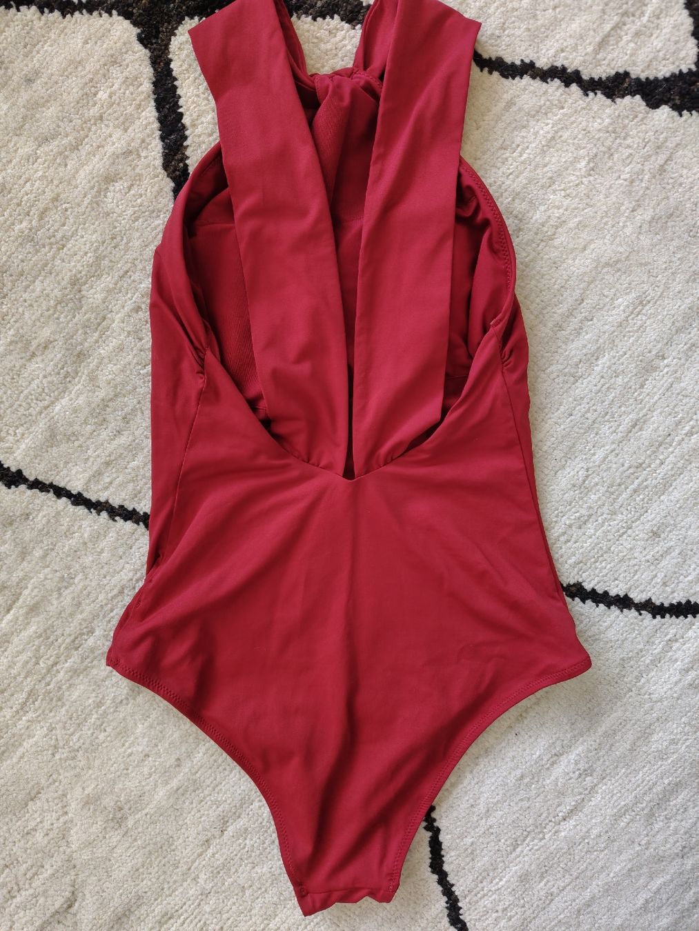 Oysho Costumi da bagno & Bikini: Oysho roter Badeanzug, S – Usato da Baden venduto da jcm_9dkf 1