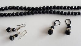 Kette und Ohrhänger schwarz im Set