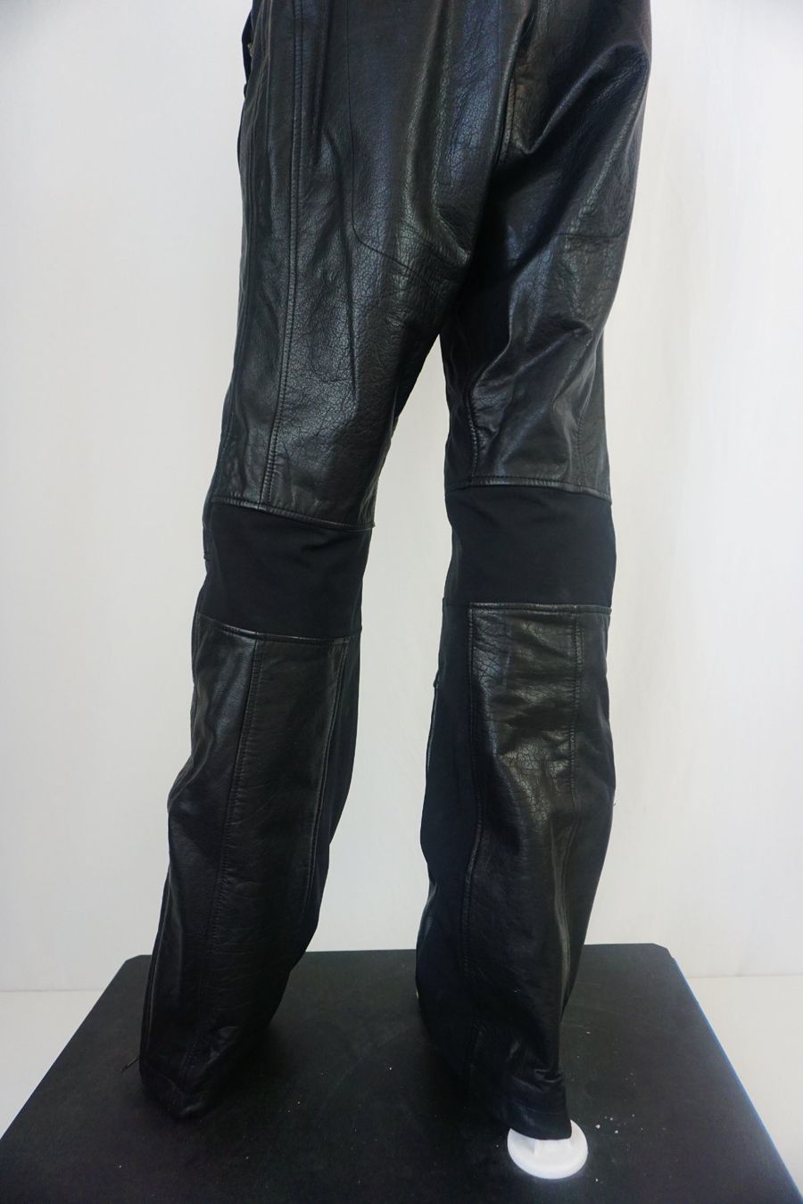 Held Pantaloni: Held Damen Motorradhose Gr.42 – Usato da Pratteln venduto da Restwert_Pratteln 4