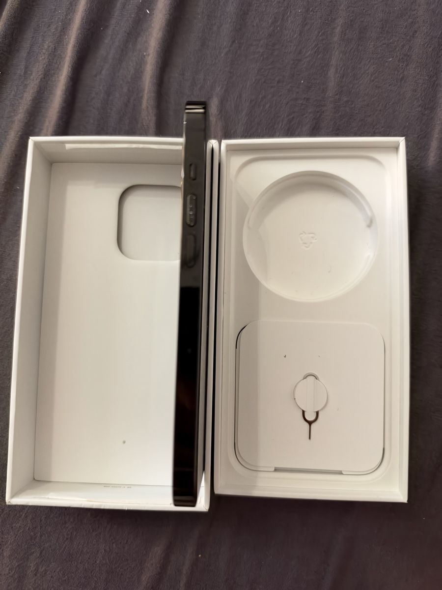 Apple Handys / Smartphones: Iphone 14 pro 128 GB mit hülle – Gebraucht aus Chur von Fetsil 3