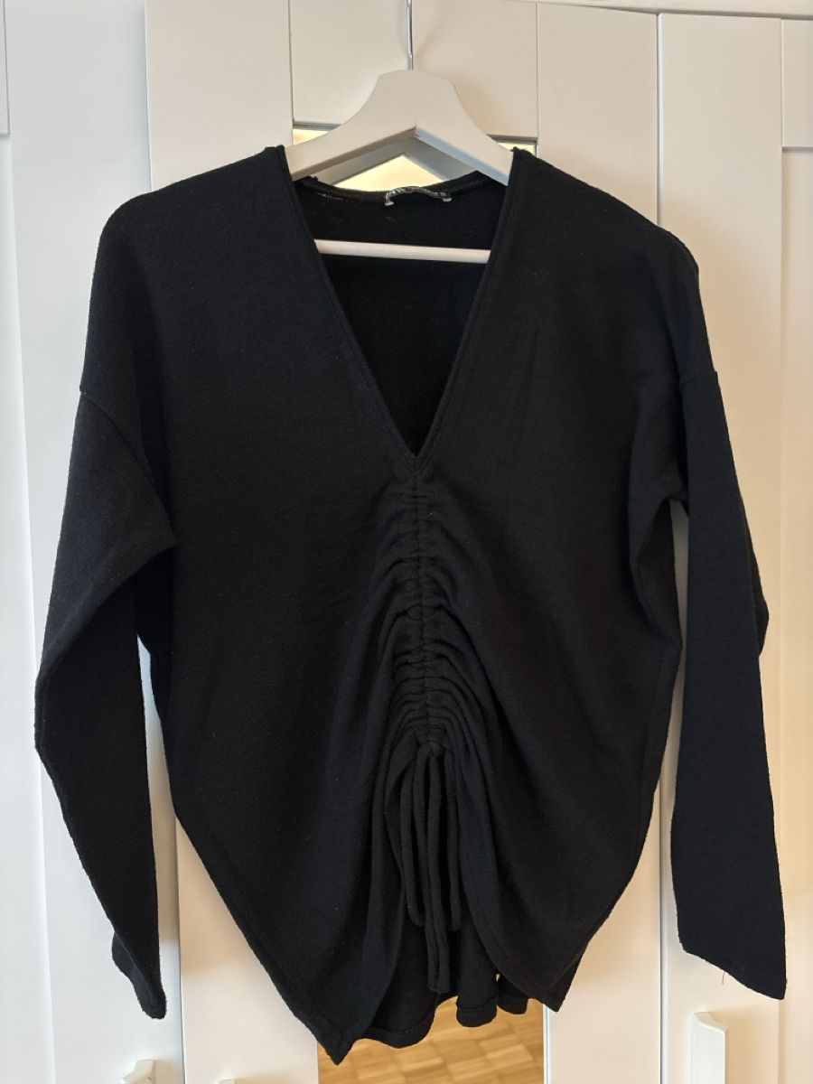 H&M Kleiderpakete: Zara Pullover&H&M Sweetshirt und H&M Kappe – Gebraucht aus Herisau von sen_8w8b 1