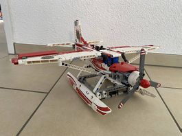 Lego Feuerwehr-Löschflugzeug 42040