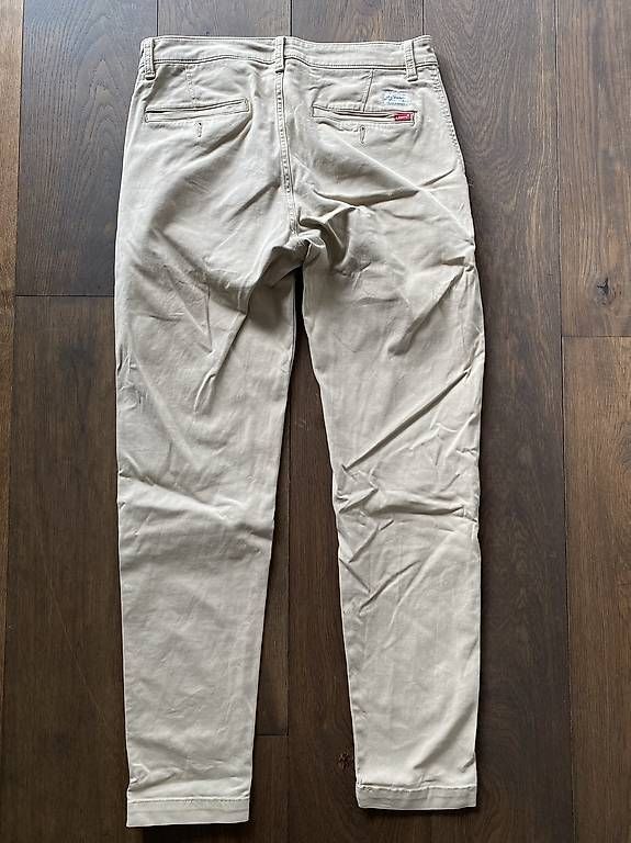 Pantaloni: Levi's chino pants 32x32 – Nuovo e nell'imballaggio originale da Zürich venduto da jonasbez 1