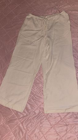 Hosen beige