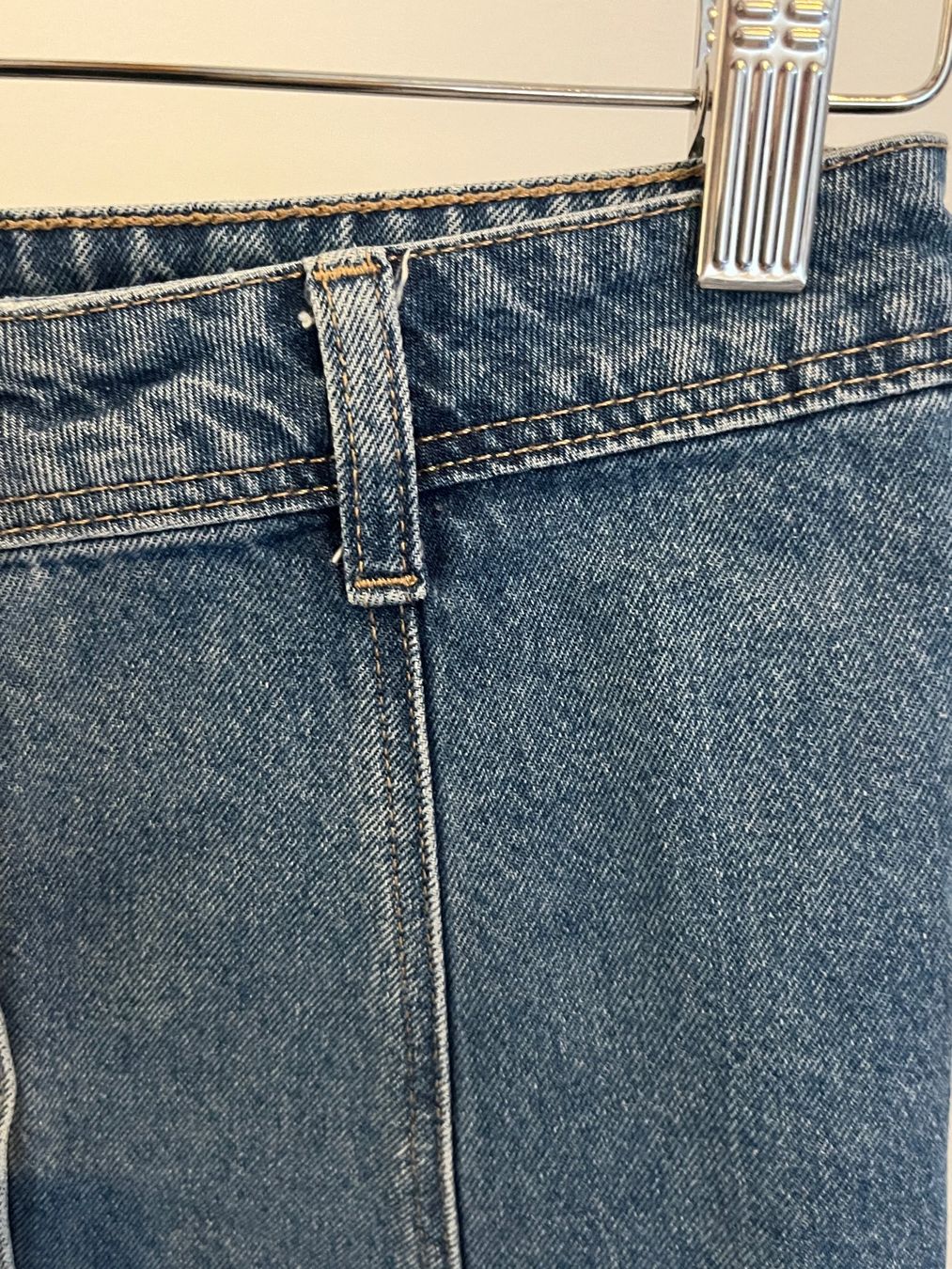 H&M Vestiti & Gonne: Jupe en Jeans, Divided - H&M – Usato da Savagnier venduto da taianab 2