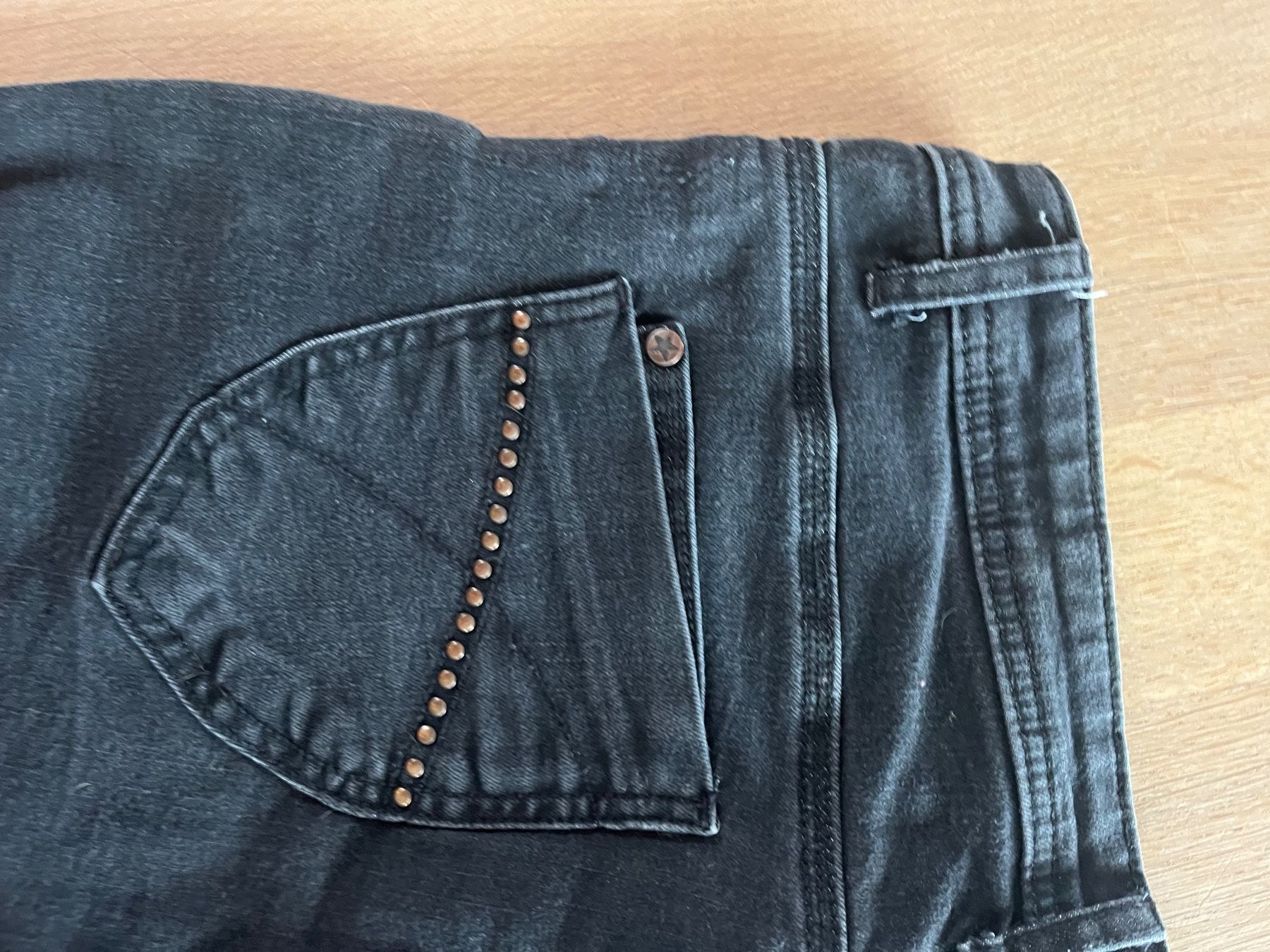 Jeans: Reitjeans Damen schwarz – Gebraucht aus Laupen BE von lee_ym6v 5