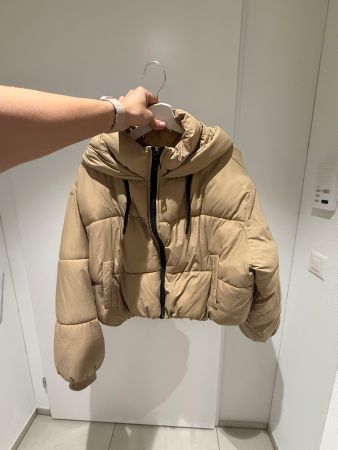 Zara cropped puffer jacket
