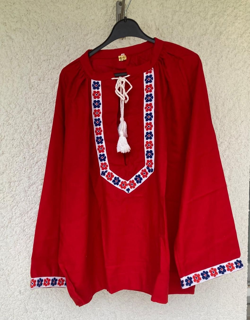 Camicette: Rote Bluse mit Stickerei Gr. 42 – Usato da Hünibach venduto da rut_l6ht
