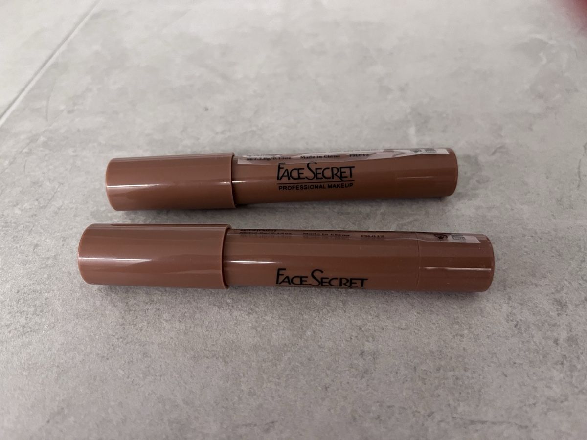 Maquillage: Wasserfeste Lippenstifte – Neuf (Voir description) à Altikon par shiva123shiva