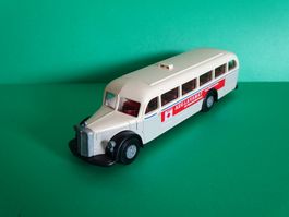 Mercedes Reisebus von Brekina 1/87