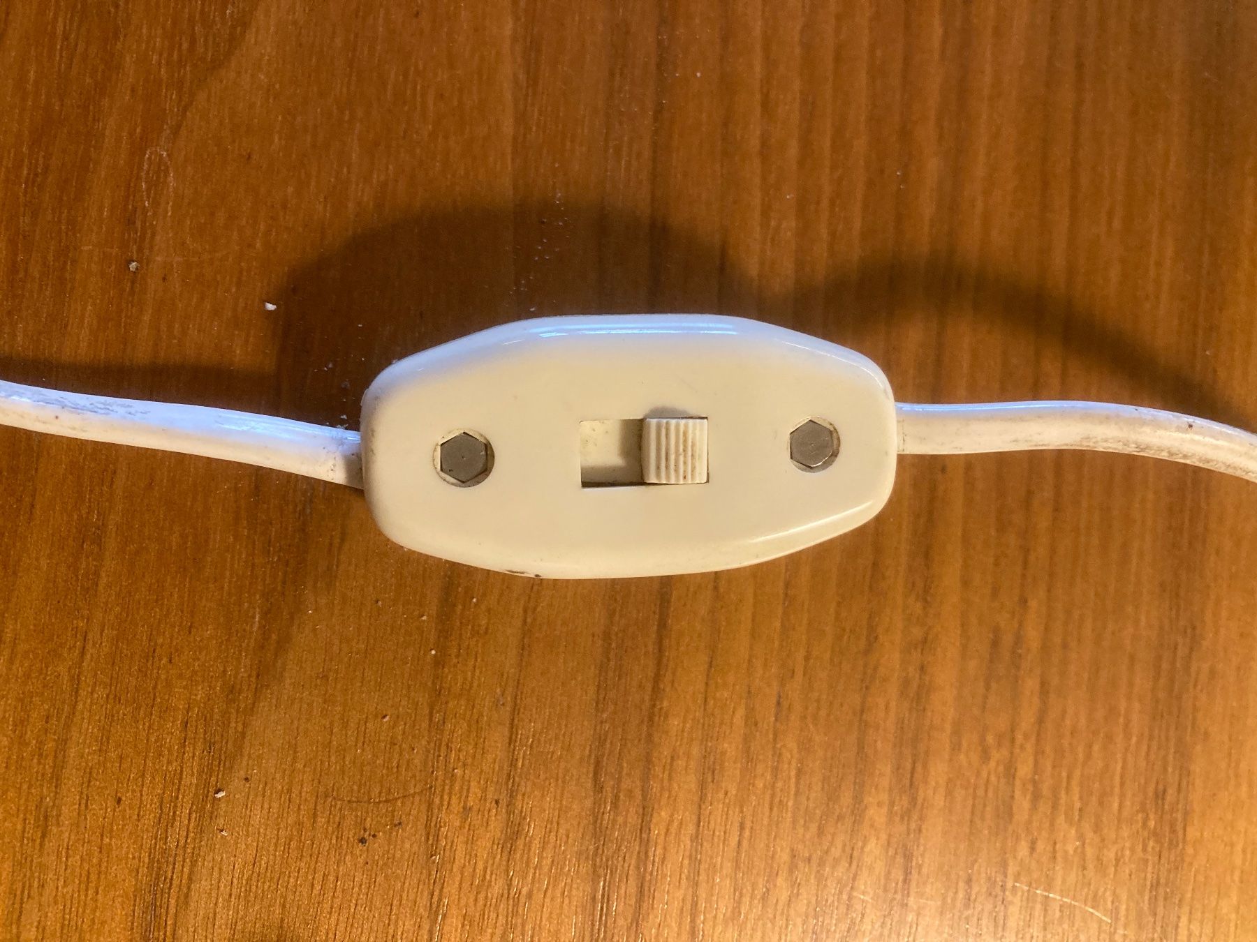 Lampes: Tischlampe komplett, E14 – D'occasion à Neftenbach par 889095 8