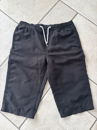 Short „C&A“ Gr.152, Brief 4.00 Fr.