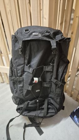 Regatta Survivor III 85L Trekkingrucksack – Schwarz