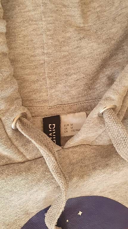 Maglioni & Felpe: Pulli Hoodie und Pulli-Rock Grösse M – Usato da Niederwangen b. Bern venduto da thurncaro 1