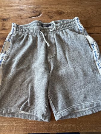 ABERCROMBIE & FITCH Shorts grau