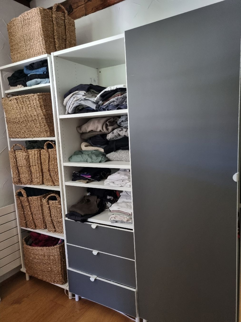 Ikea Armadi: Kleiderschrank PLATSA von Ikea – Usato da Rifferswil venduto da val_6bh8 2