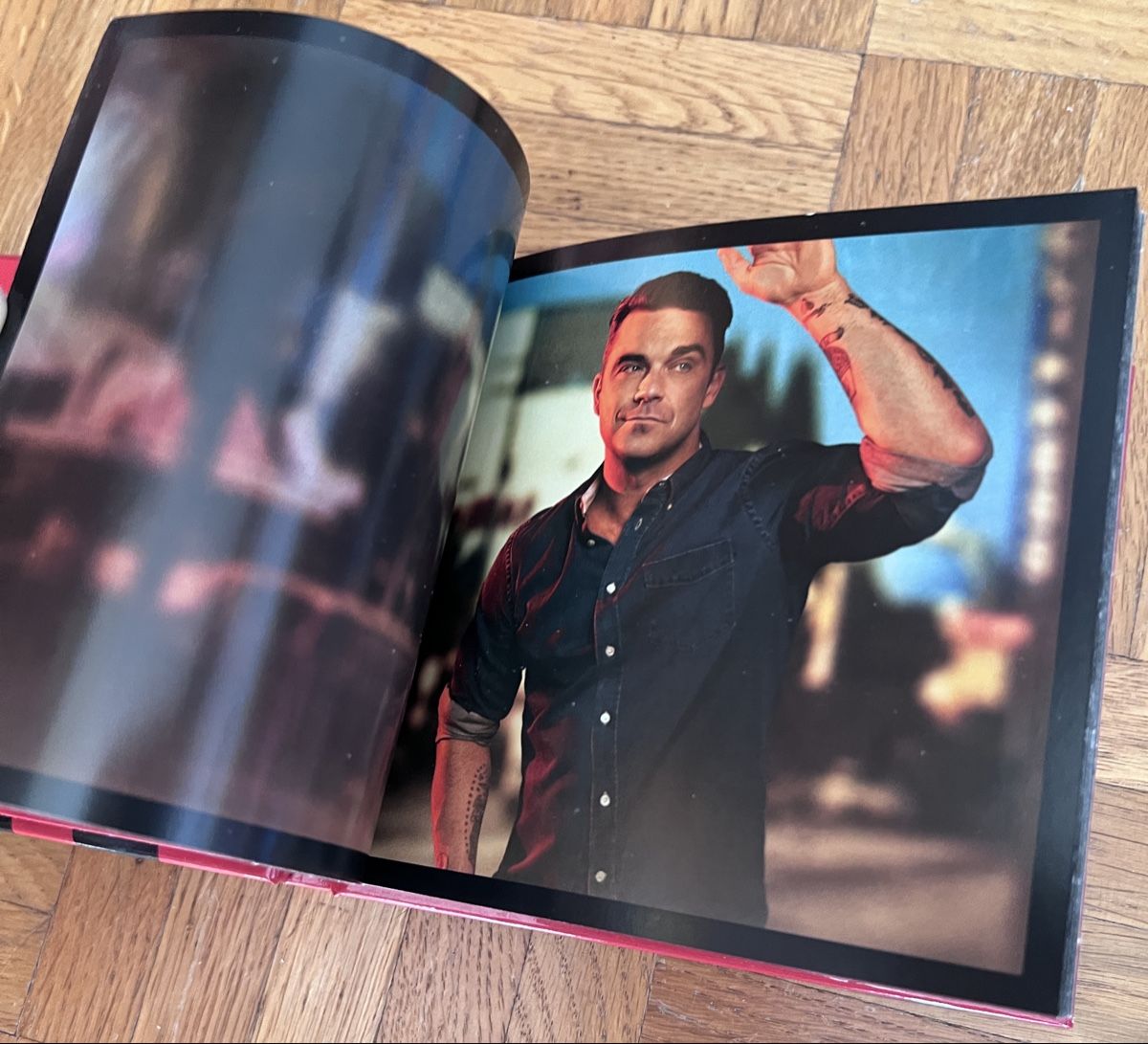 CDs: Robbie Williams Swings Both Ways – D'occasion à Dino par ani_ypr9 1