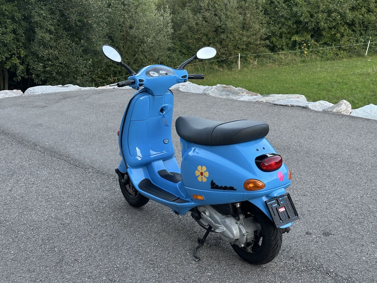 Piaggio Route: Piaggio Vespa 125i 3585 km – D'occasion à Zullwil par Autocentersalii 3