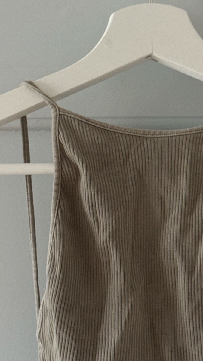 Pull&Bear Top: Gerippter Body mit Rückenausschnitt Gr. XS Pull&Bear – Nuovo (secondo la descrizione) da Zürich venduto da Aya03