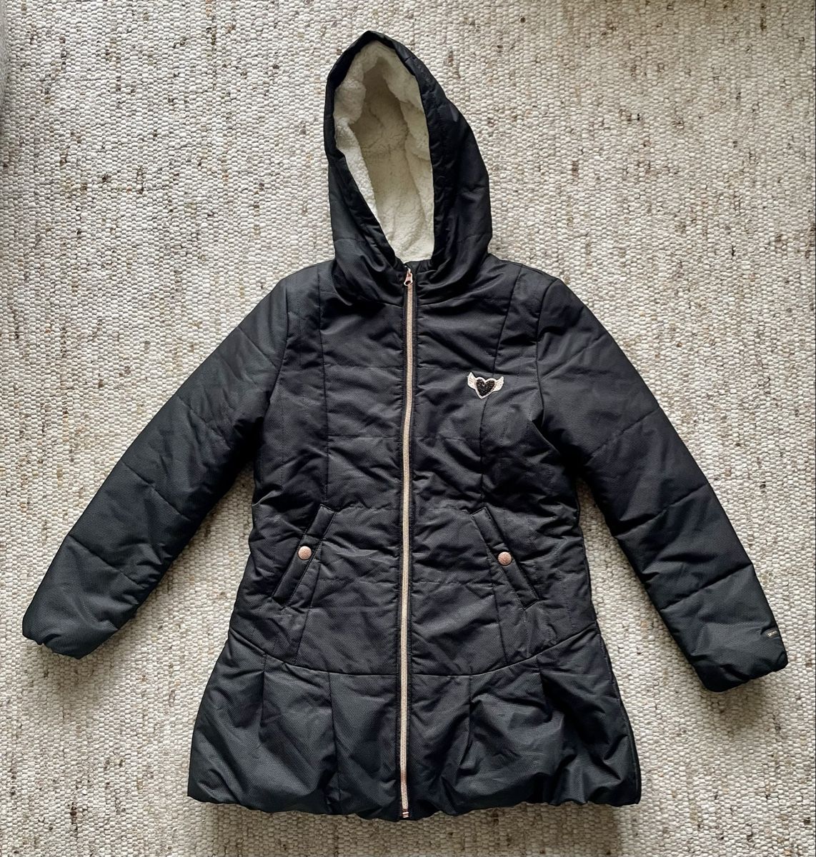 Vestes & Manteaux: Winterjacke Mädchen, Grösse 140 – D'occasion à Dinhard par Zoar7