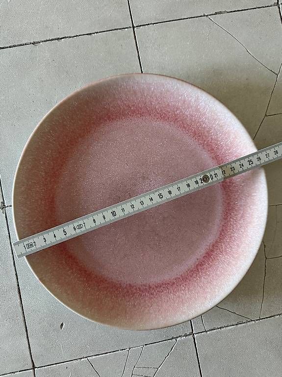 H&M Piatti: Großer Keramik-Teller Rosa – Usato da Zürich venduto da ebr_595v 1