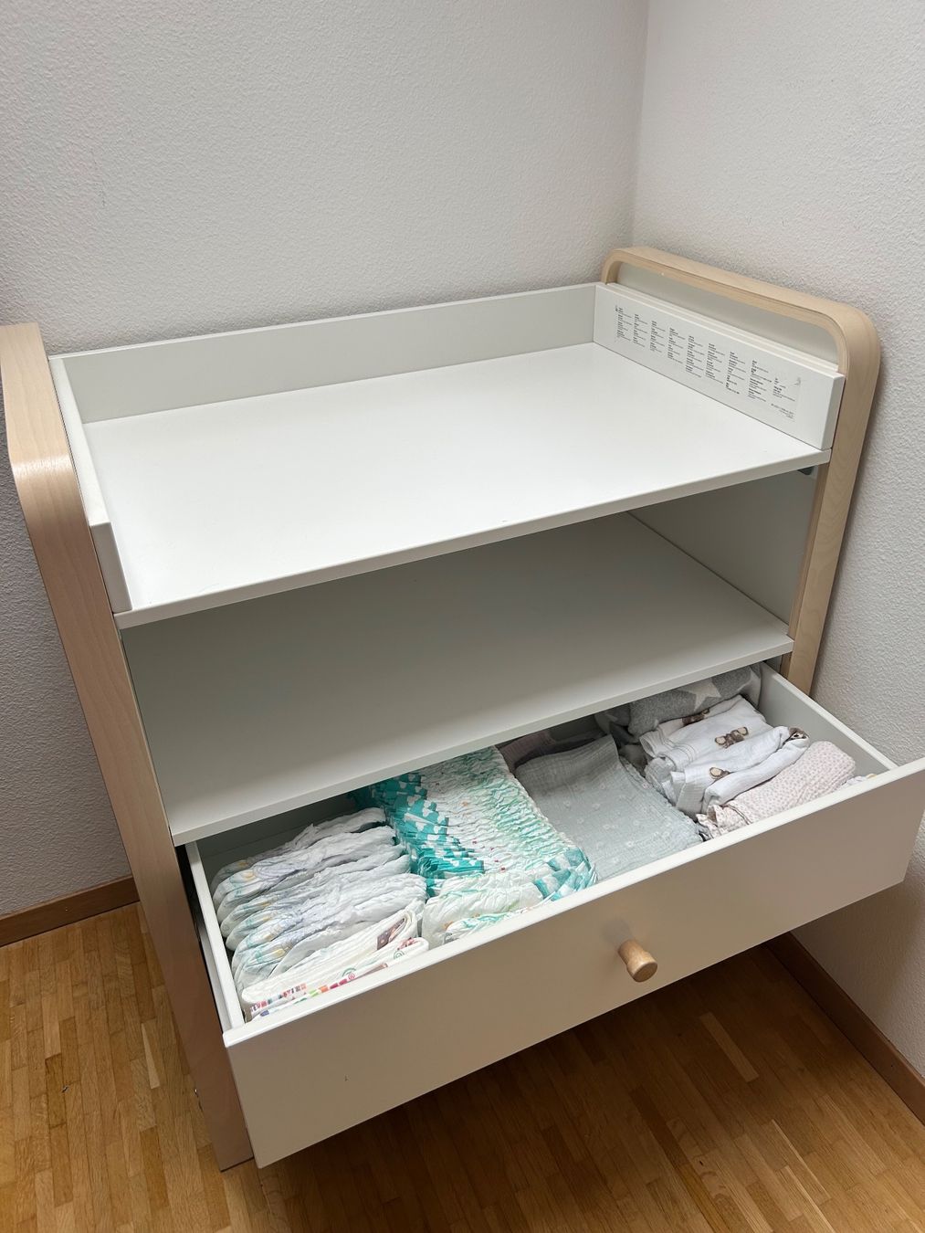 Ikea Fasciatoi & Accessori: IKEA Wickeltisch/Kommode – Usato da Horgen venduto da Olga 1