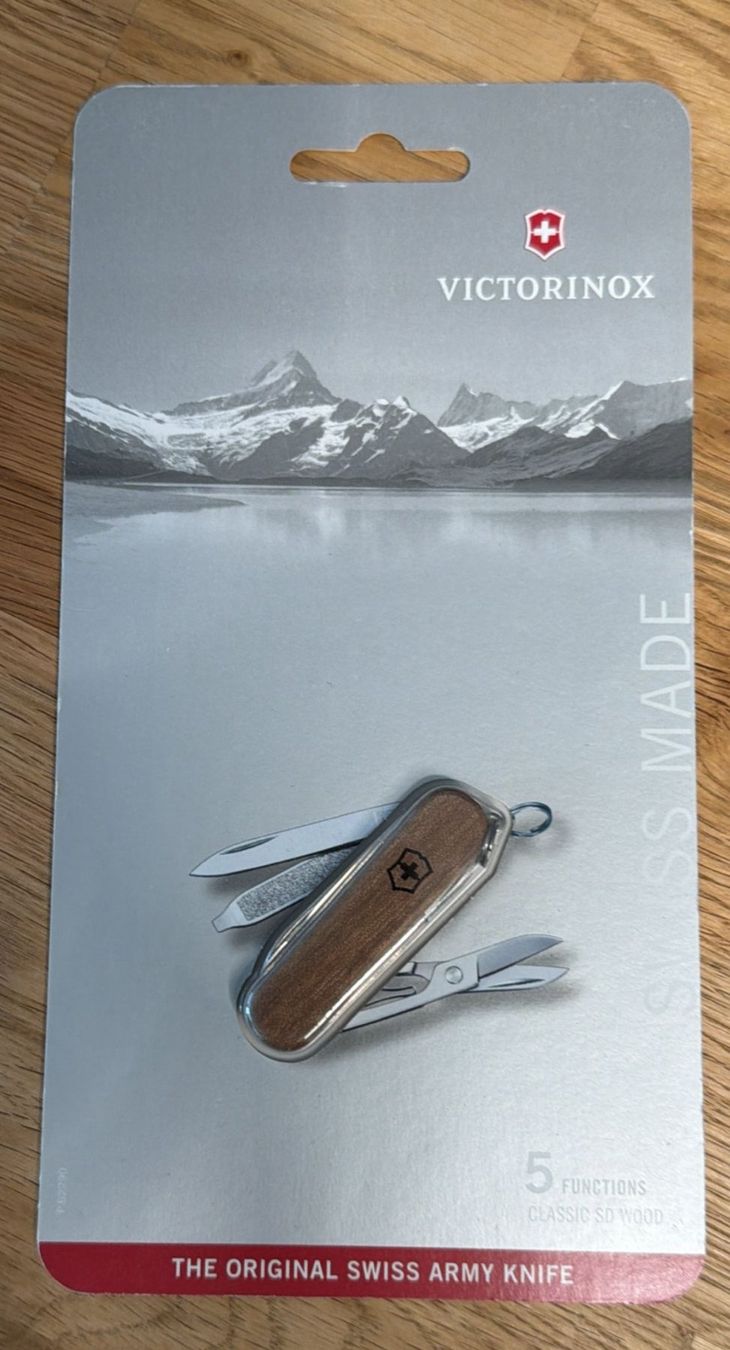 Victorinox Coltelli tascabile: VICTORINOX 5 FUNCTION CLASSIC SF WOOD SACKMESSER – Nuovo e nell'imballaggio originale da Zürich venduto da Frei-Occasionen