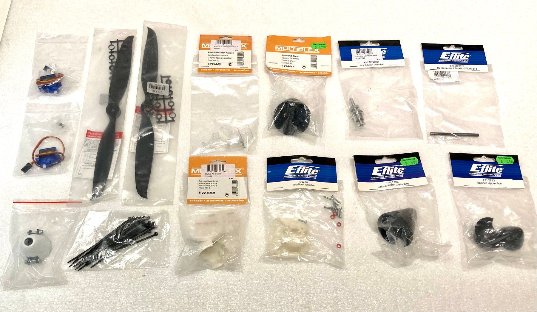 RC Modellbau: Lot accessoires avions RC neuf – Neu und originalverpackt aus Lausanne von Techobby