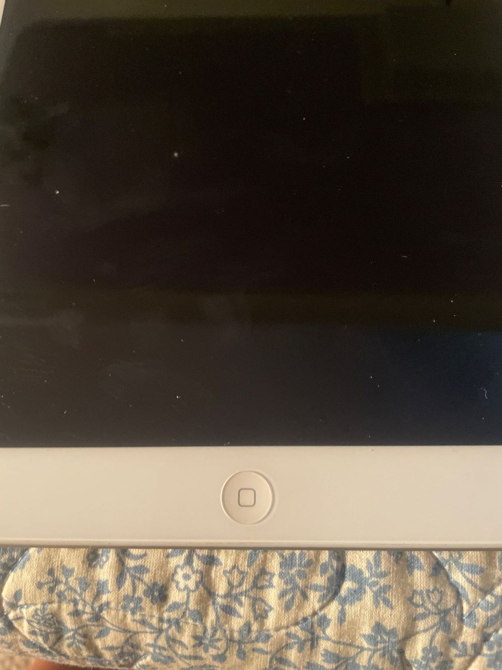 Apple Tablettes PC: Tablette Apple iPad 16 Go modèle A1416 – Défectueux à Genève par lailas_things 4