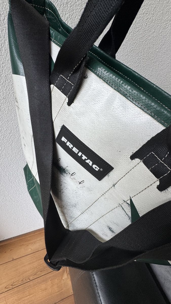 Freitag Borse: Weiss Grüne Freitag Tasche – Usato da Chur venduto da arxi 2